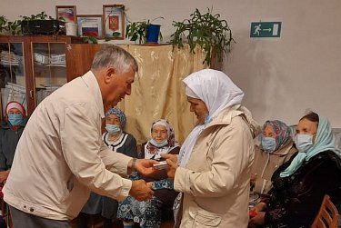 Дети войны в Абдулинском районе получили памятные медали